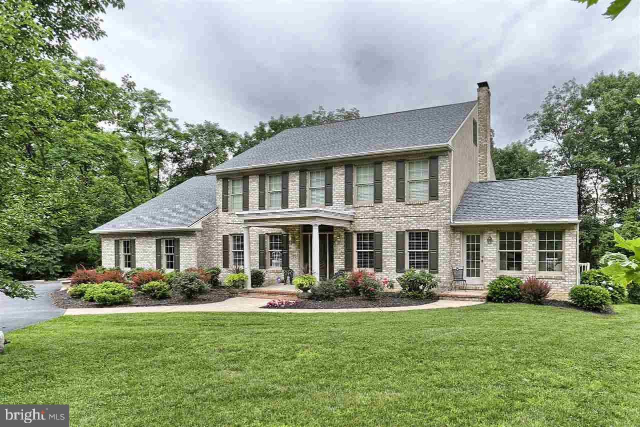 14 Orchard Road Hummelstown, PA 17036 - Photo 2 of 25 Gallery Image 2