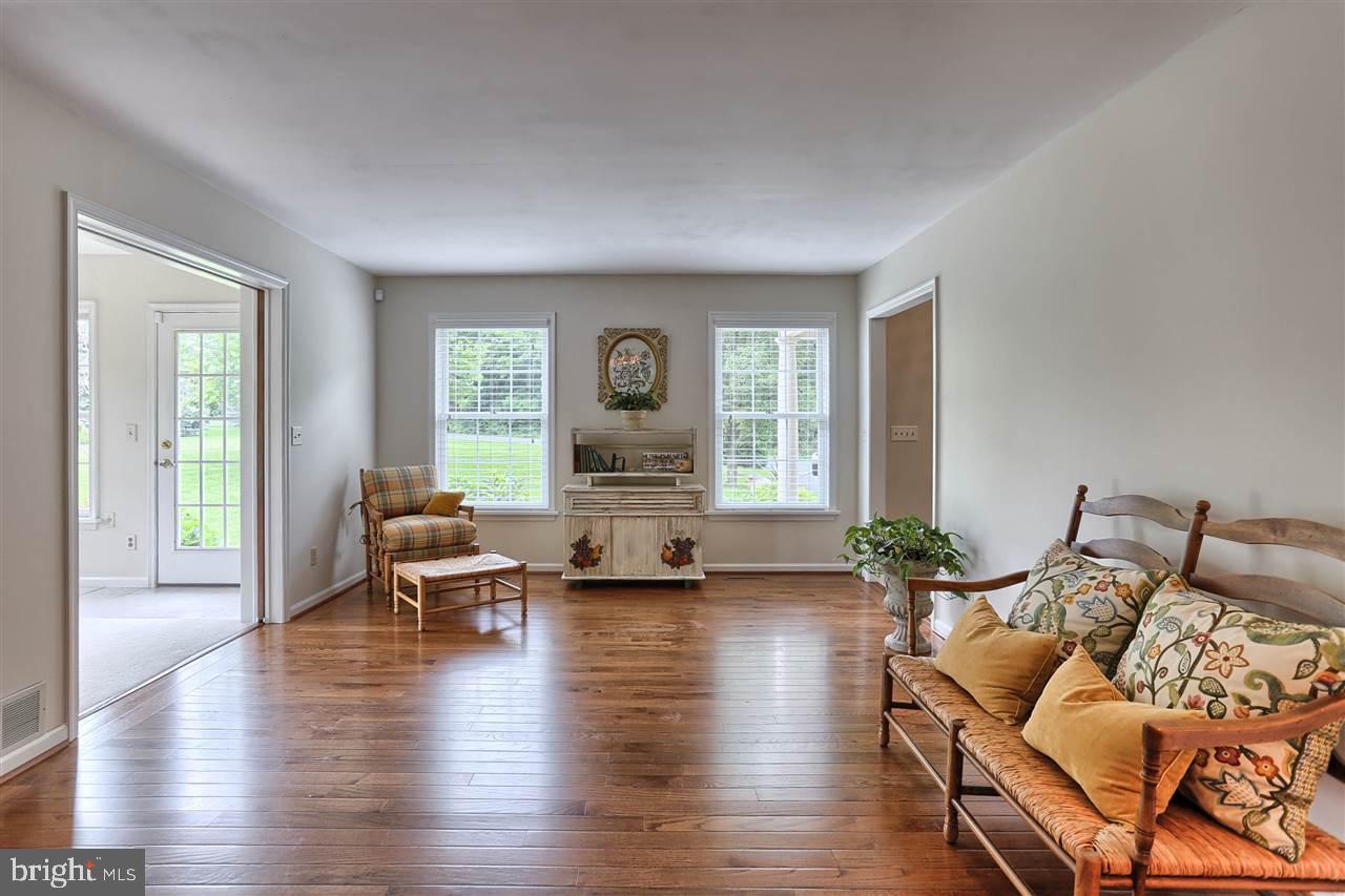 14 Orchard Road Hummelstown, PA 17036 - Photo 5 of 25 Gallery Image 5