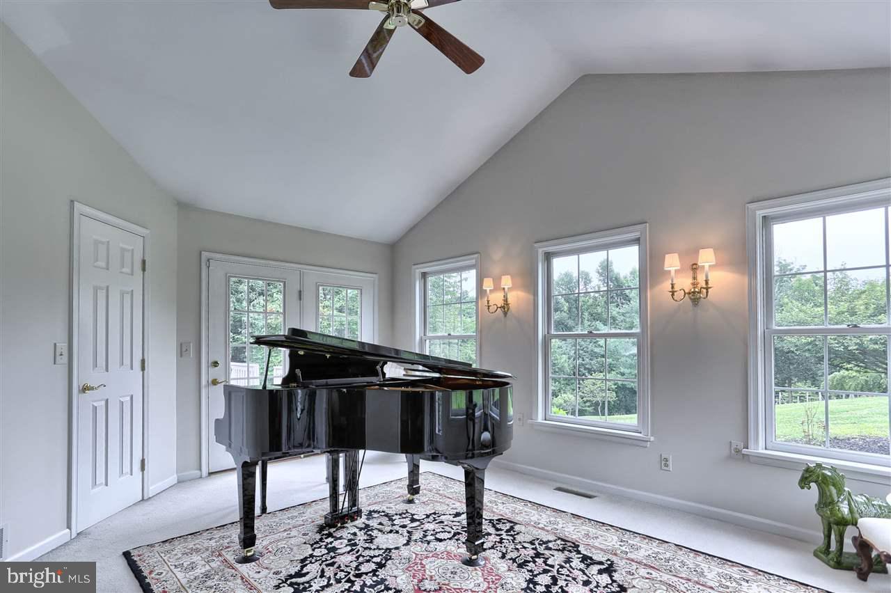 14 Orchard Road Hummelstown, PA 17036 - Photo 7 of 25 Gallery Image 7