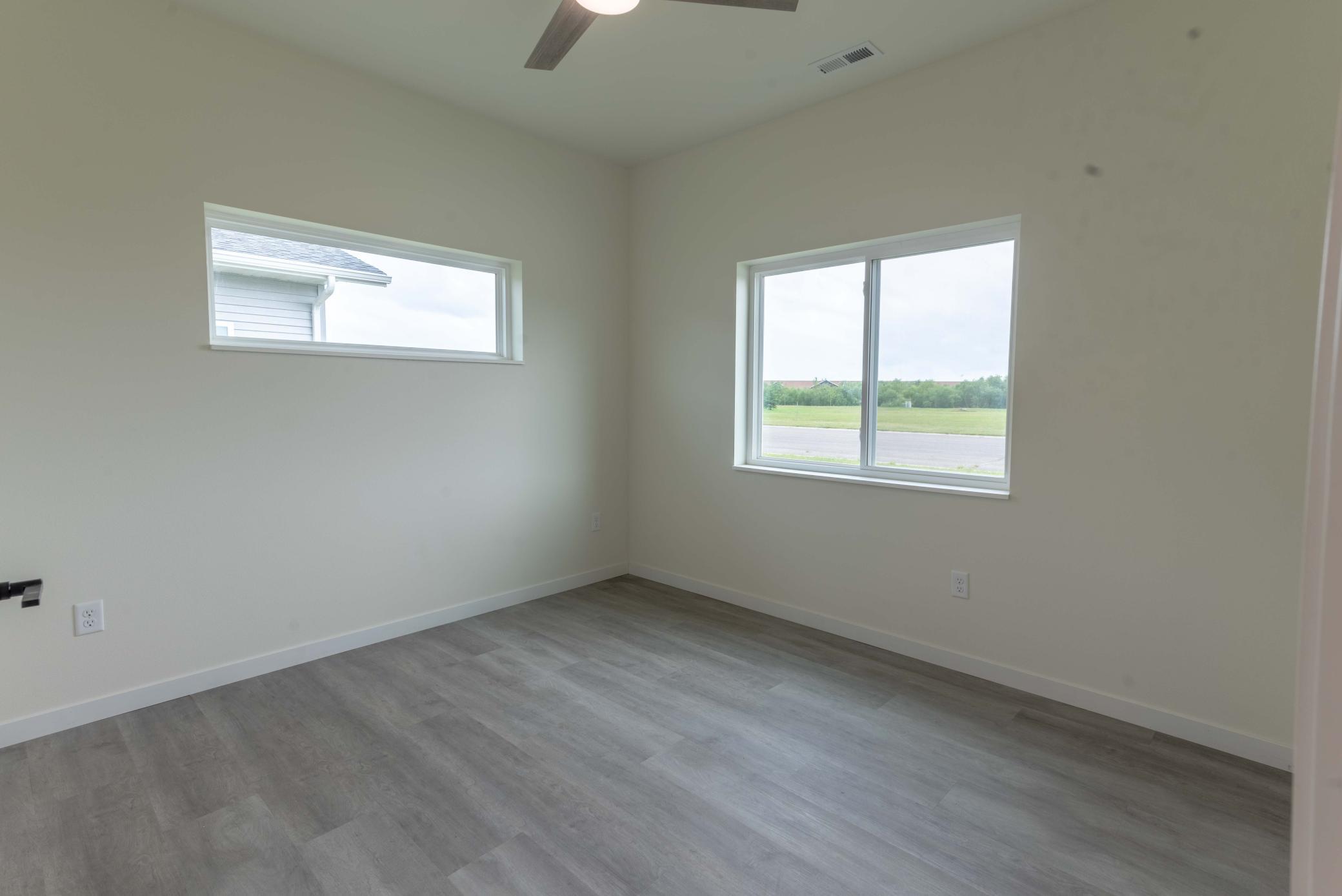 805 9th Avenue Southwest, Unit B Perham, MN 56573 - Photo 23 of 26