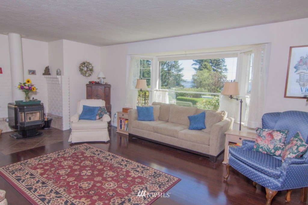 3110 Paradise Bay Road Port Ludlow, WA 98365 - Photo 4 of 22 Gallery Image 4