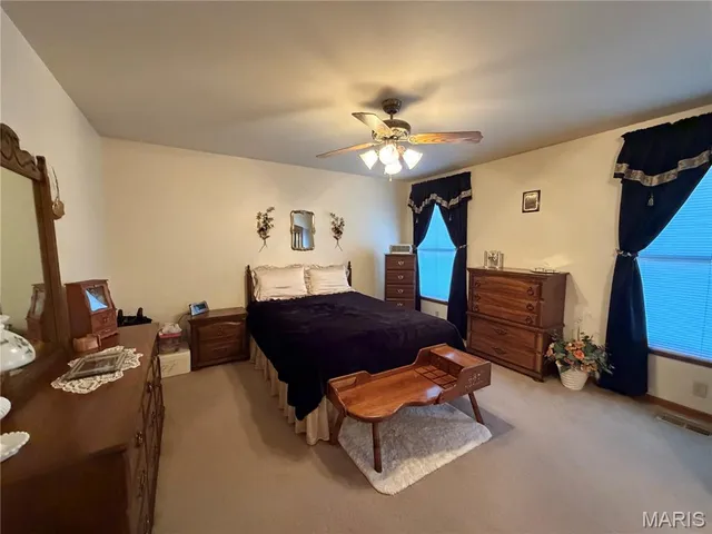 $245,000 | 35 Sherwood Estates Avenue, Hannibal, MO 63401