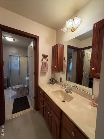 $245,000 | 35 Sherwood Estates Avenue, Hannibal, MO 63401