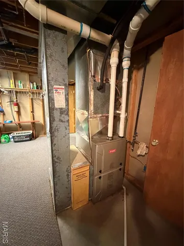 $245,000 | 35 Sherwood Estates Avenue, Hannibal, MO 63401