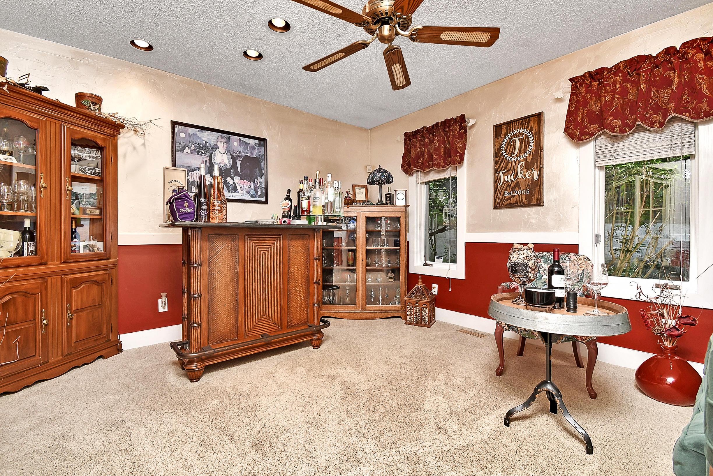 7866 Palmer Road Southwest Reynoldsburg, OH 43068 - Photo 9 of 61