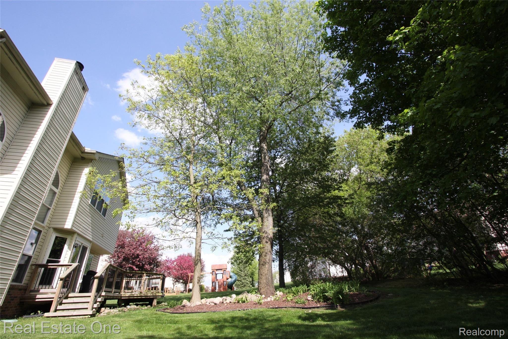3848 Kossuth Road Lake Orion, MI 48360 - Photo 91 of 91 fullsizeoutput_563f.jpeg