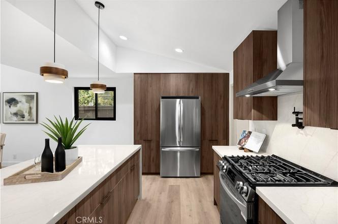 1425 Marianna Road Pasadena, CA 91105 - Photo 3 of 13 genMid.DW26142815_8_1