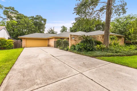 $299,000 | 16426 York Minster Drive, Spring, TX 77379