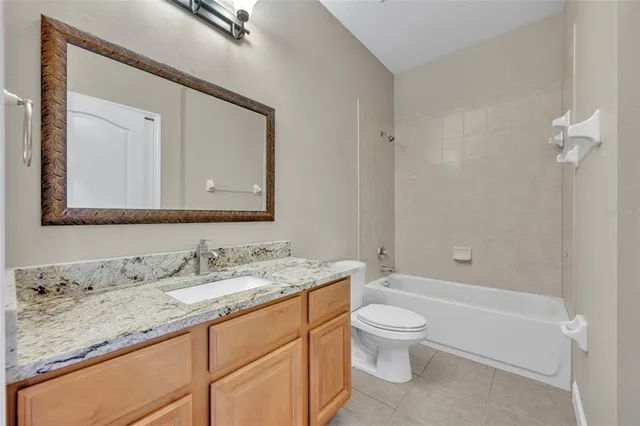 $645,000 | 5108 Legacy Oaks Drive, Orlando, FL 32839