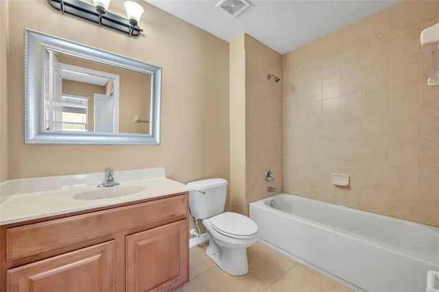 $645,000 | 5108 Legacy Oaks Drive, Orlando, FL 32839