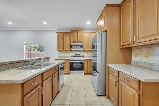 $645,000 | 5108 Legacy Oaks Drive, Orlando, FL 32839