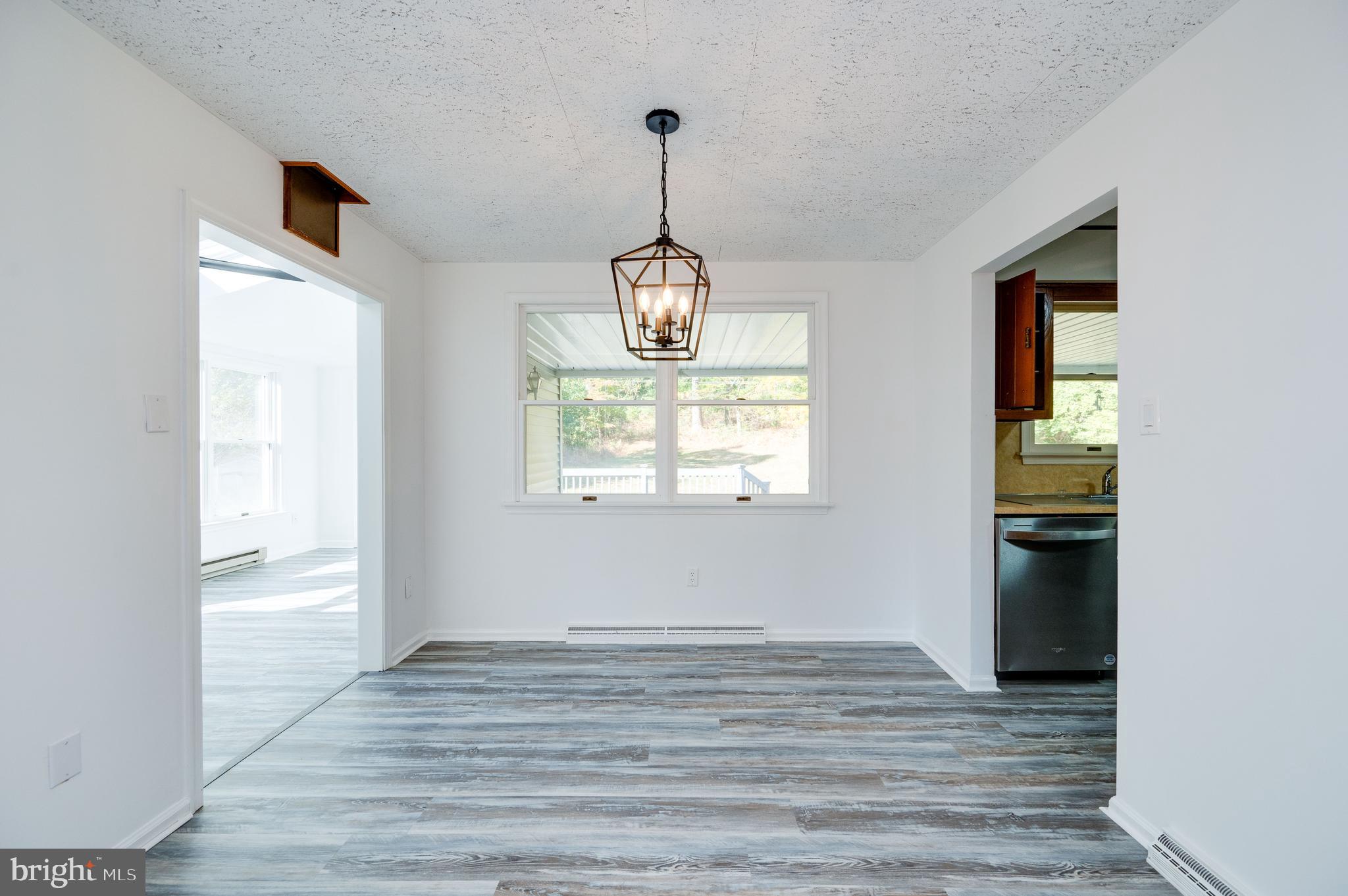 10 Matthew Drive Reading, PA 19608 - Photo 12 of 43 Dining Area