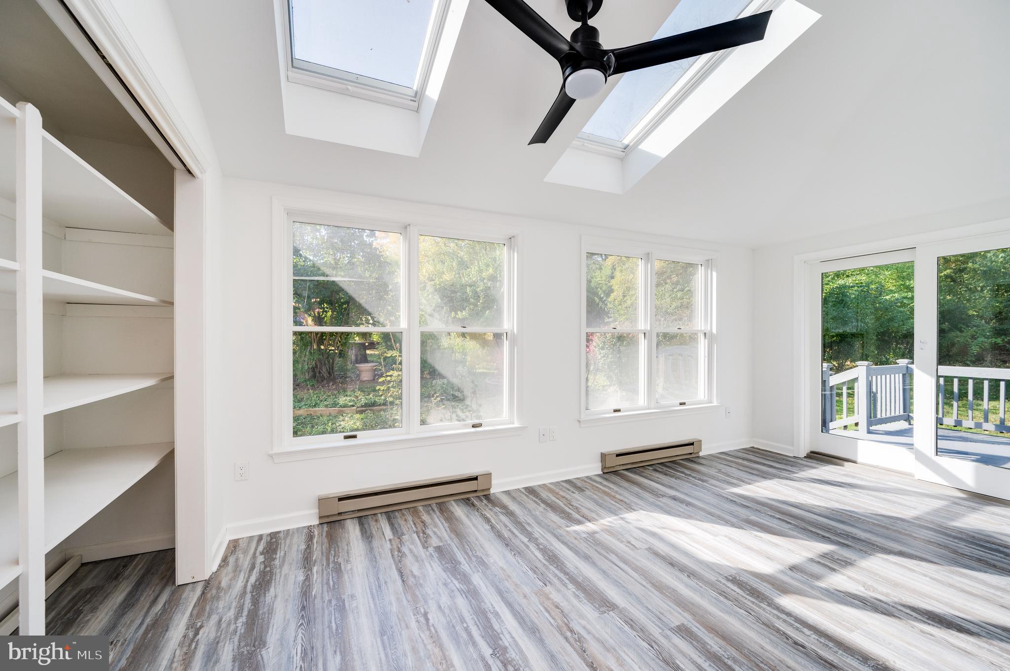 10 Matthew Drive Reading, PA 19608 - Photo 14 of 43 Sun Parlor