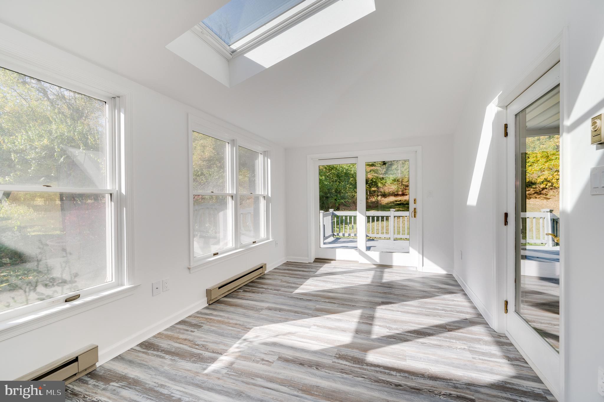 10 Matthew Drive Reading, PA 19608 - Photo 15 of 43 Sun Parlor