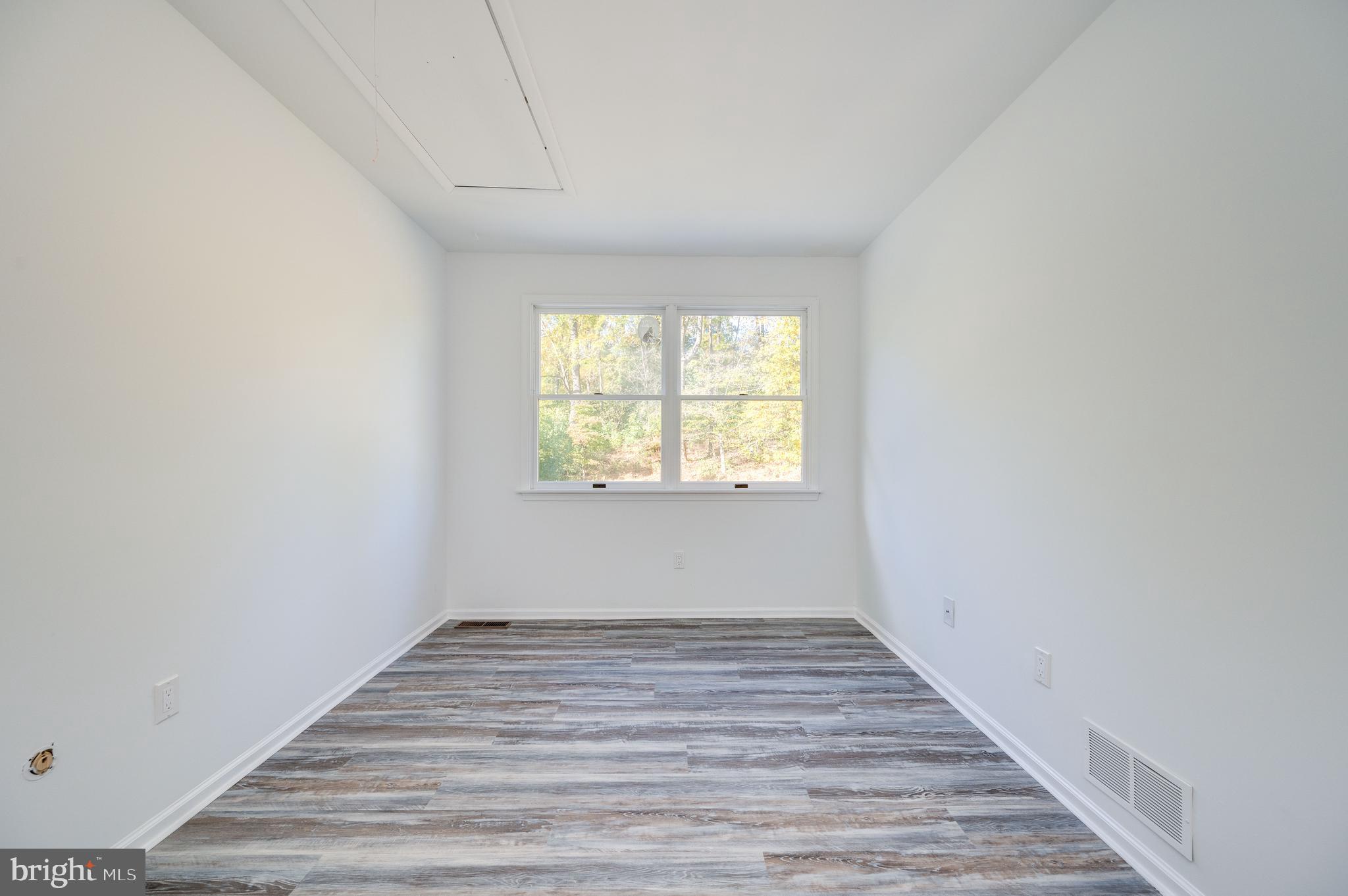 10 Matthew Drive Reading, PA 19608 - Photo 33 of 43 Second Floor Bedroom 2