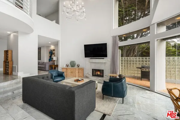 $16,000 | 11834 Pacific Coast Highway, Malibu, CA 90265