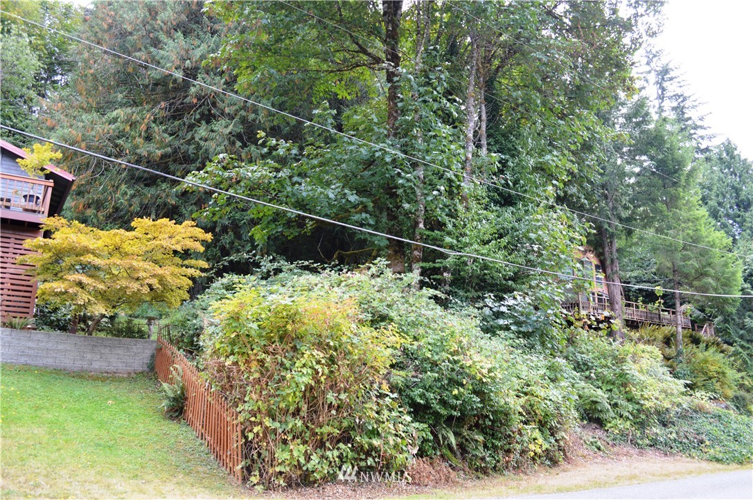 1433 Roy Road Bellingham, WA 98229 - Photo 14 of 17 Gallery Image 14