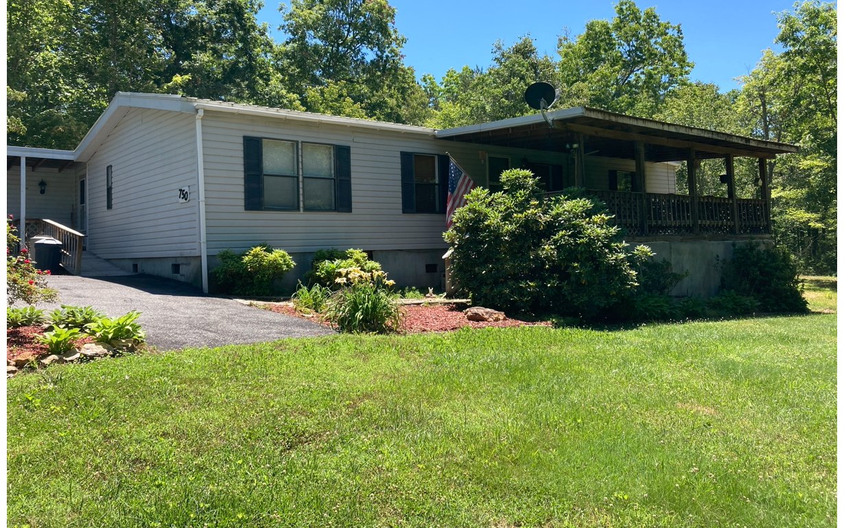 750 Nichols Road Murphy, NC 28906 - Photo 1 of 4 Main View