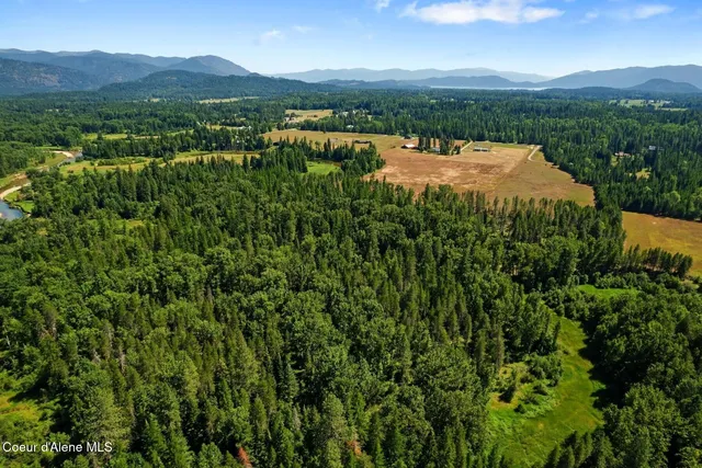 $1,500,000 | 1521 Selkirk Road, Sandpoint, ID 83864