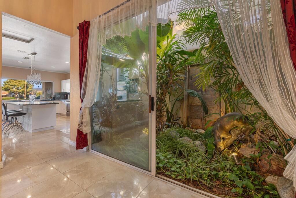 92 Lakeshore Drive Rancho Mirage, CA 92270 - Photo 12 of 62 ATRIUM