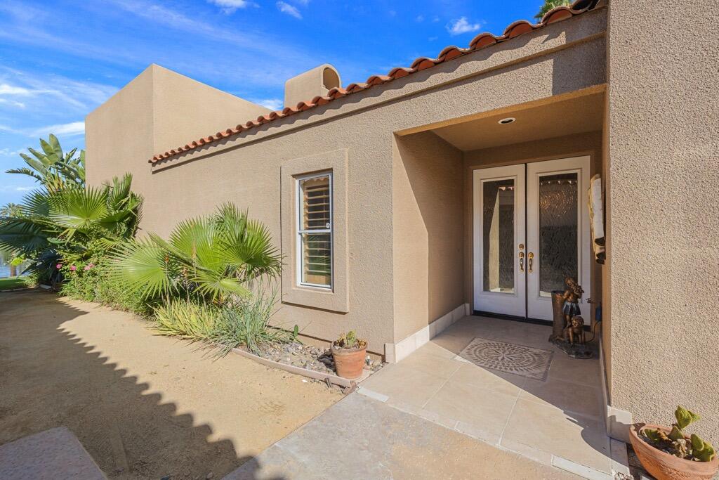 92 Lakeshore Drive Rancho Mirage, CA 92270 - Photo 5 of 62 ENTRY