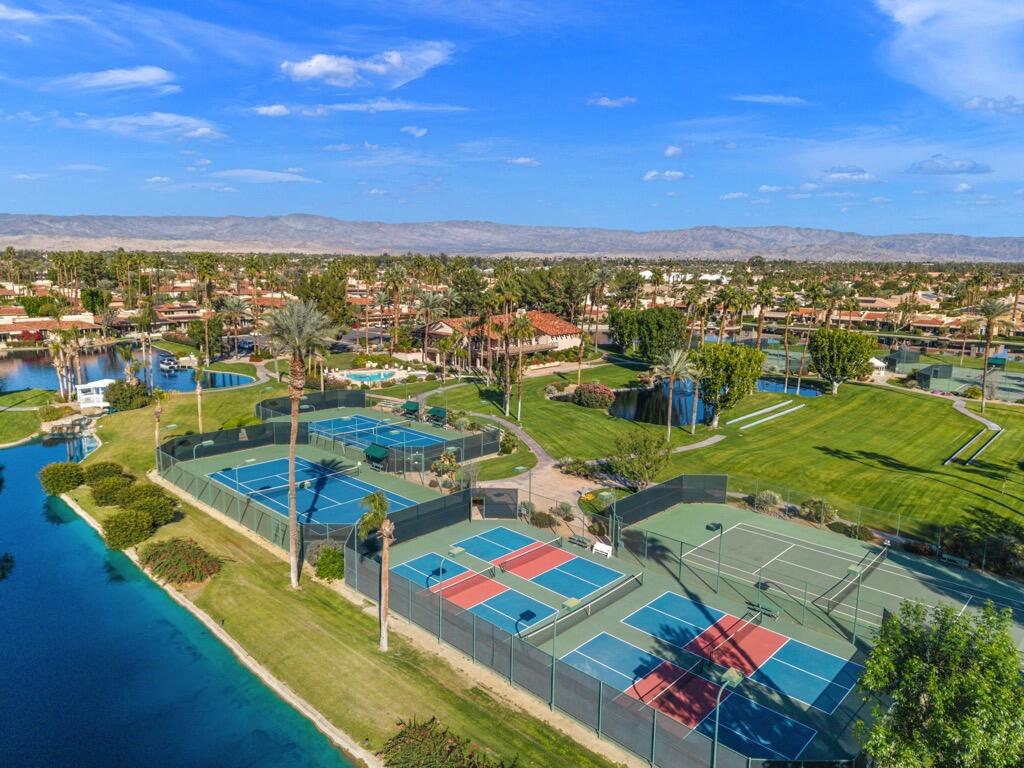 92 Lakeshore Drive Rancho Mirage, CA 92270 - Photo 60 of 62 TENNIS COURTS