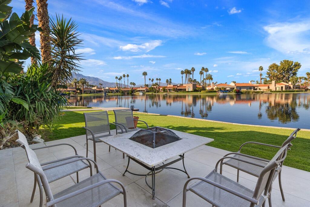 92 Lakeshore Drive Rancho Mirage, CA 92270 - Photo 6 of 62 N/W PATIO VIEW