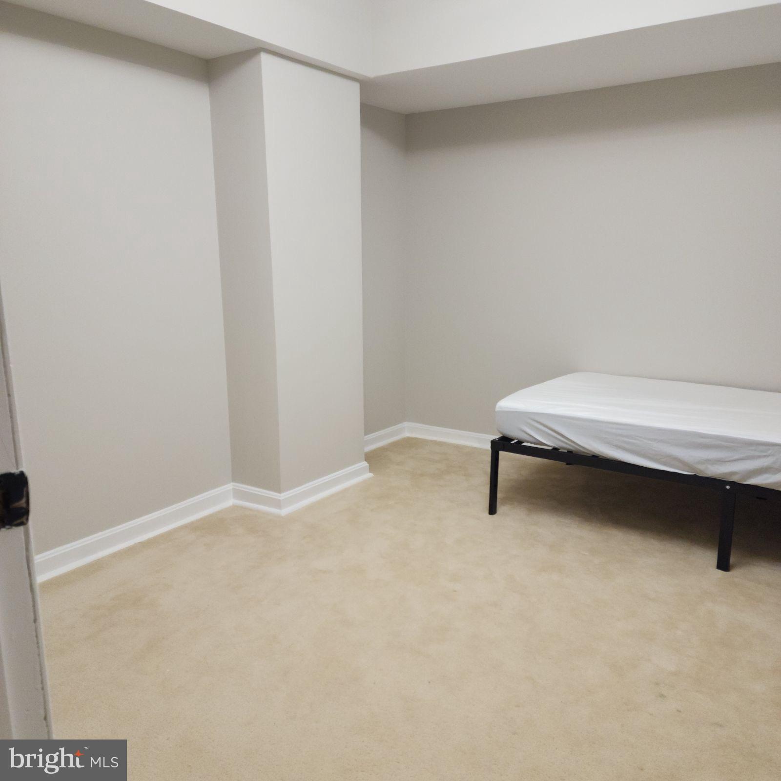 9016 O'Keith Court Springfield, VA 22152 - Photo 6 of 13