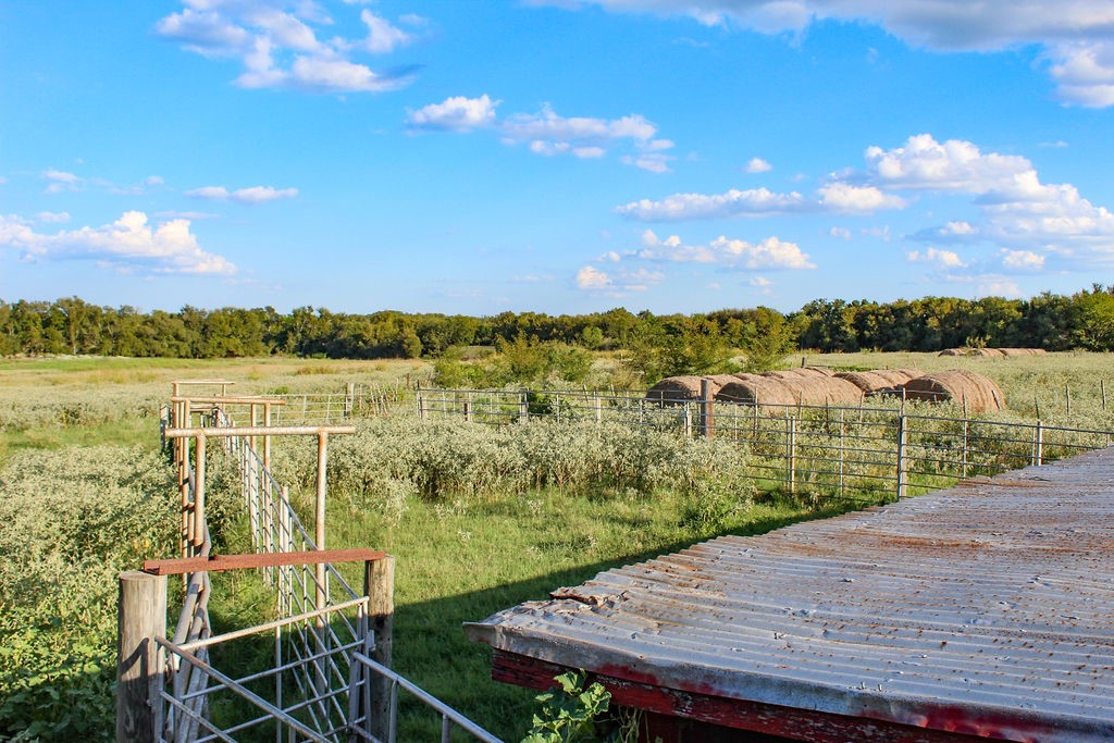 421 Farm To Market 845 Cameron, TX 76520 - Photo 27 of 37 a view of a lake with a mountain