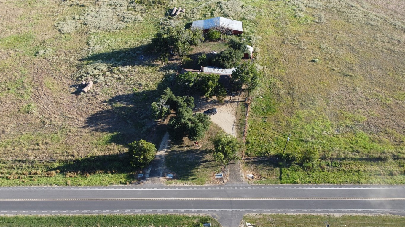 421 Farm To Market 845 Cameron, TX 76520 - Photo 10 of 37 a view of a yard