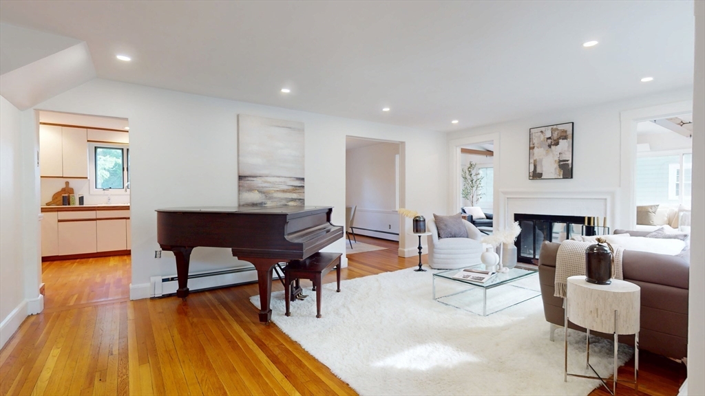 125 Oakdale Road Newton, MA 02461 - Photo 3 of 35