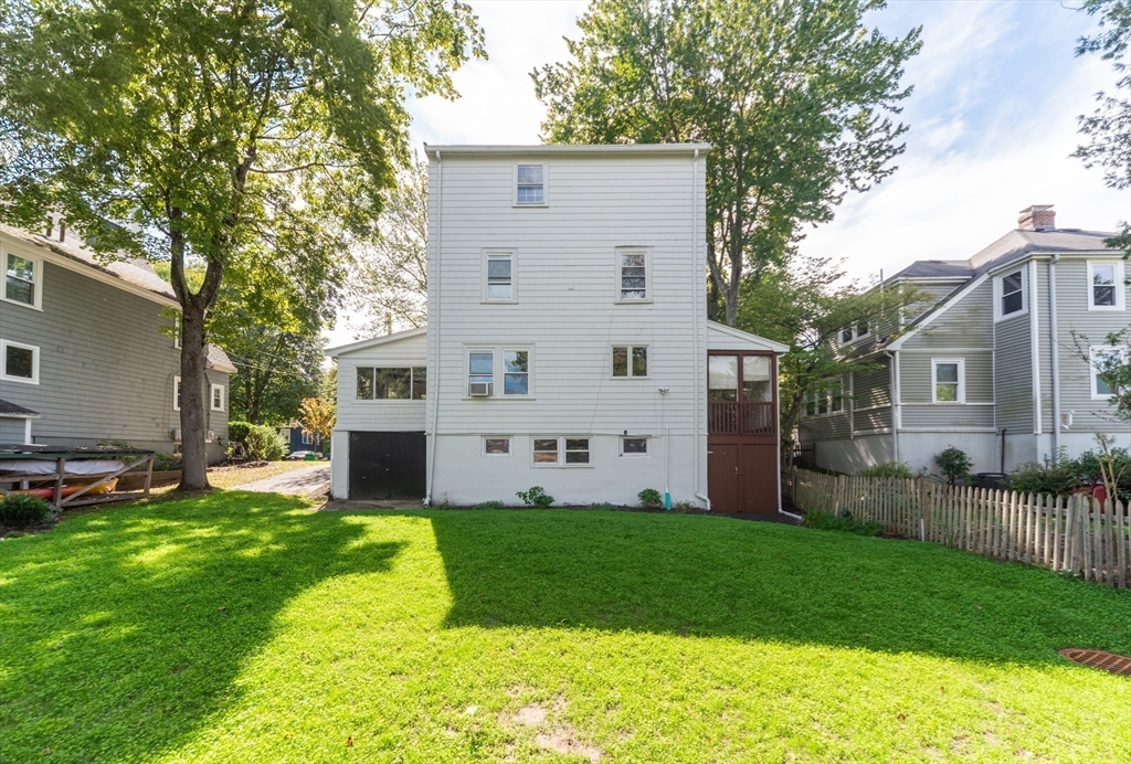 125 Oakdale Road Newton, MA 02461 - Photo 32 of 35