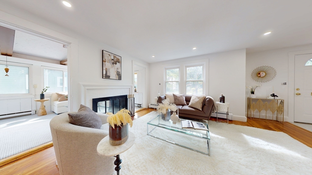 125 Oakdale Road Newton, MA 02461 - Photo 5 of 35