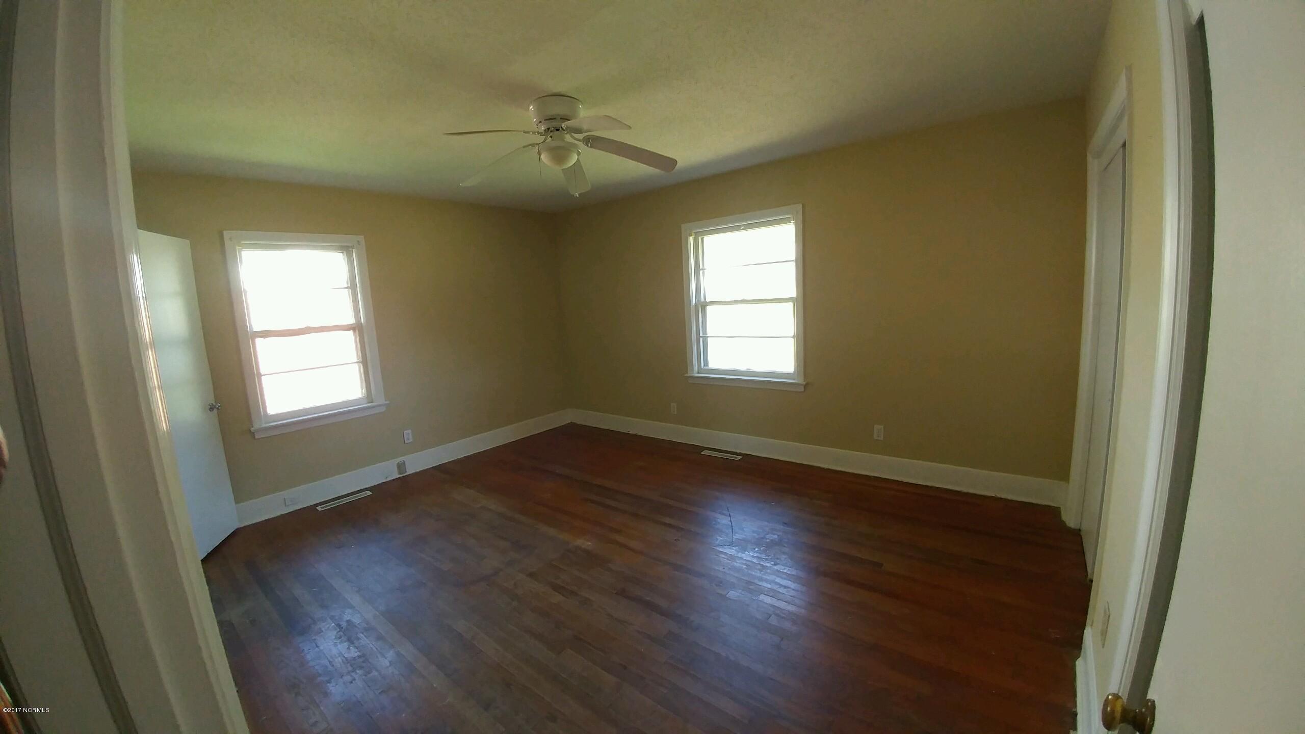 1207 Elizabeth Road West Wilson, NC 27893 - Photo 6 of 11 Master