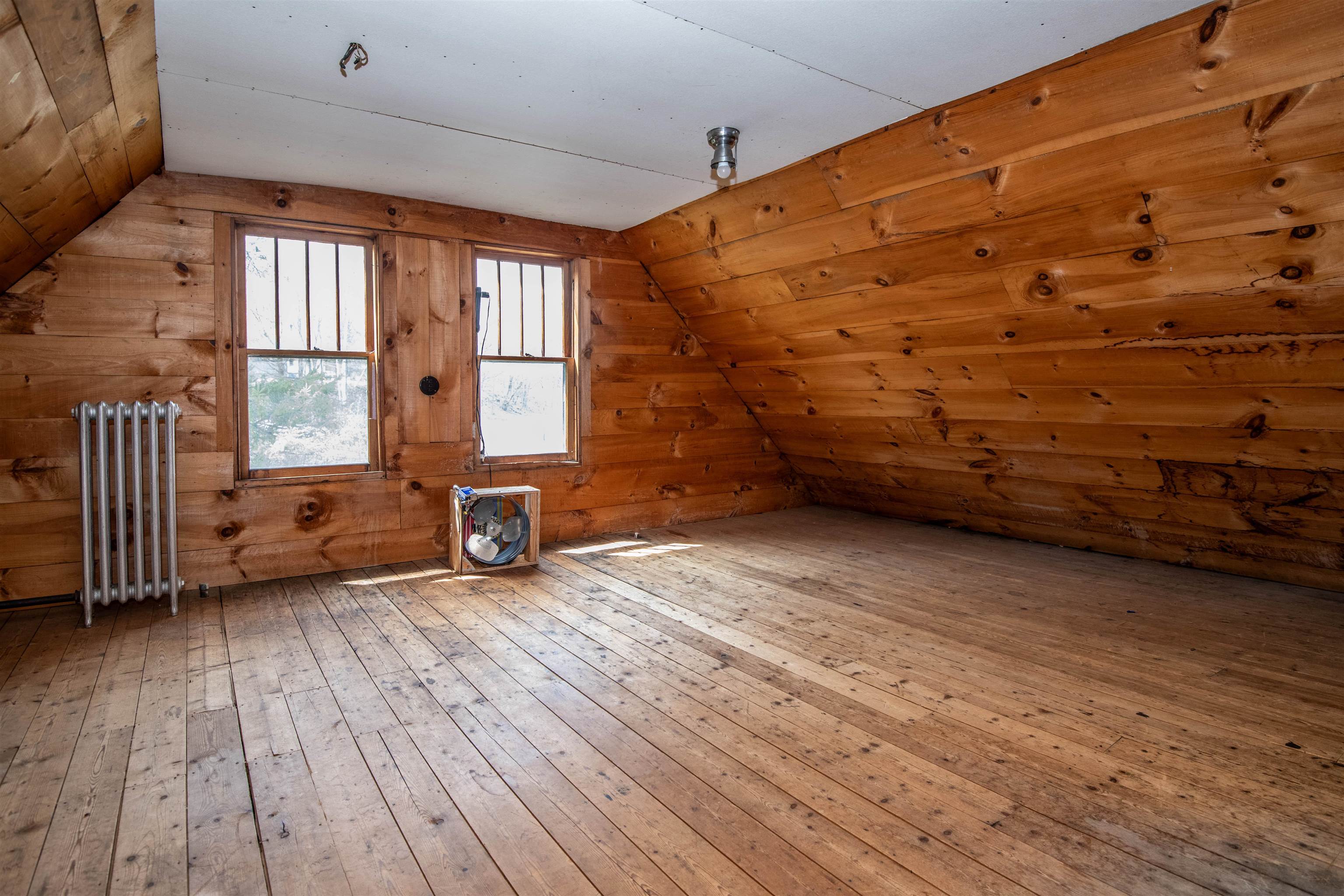 98 Circle Street Barre, VT 05641 - Photo 17 of 23