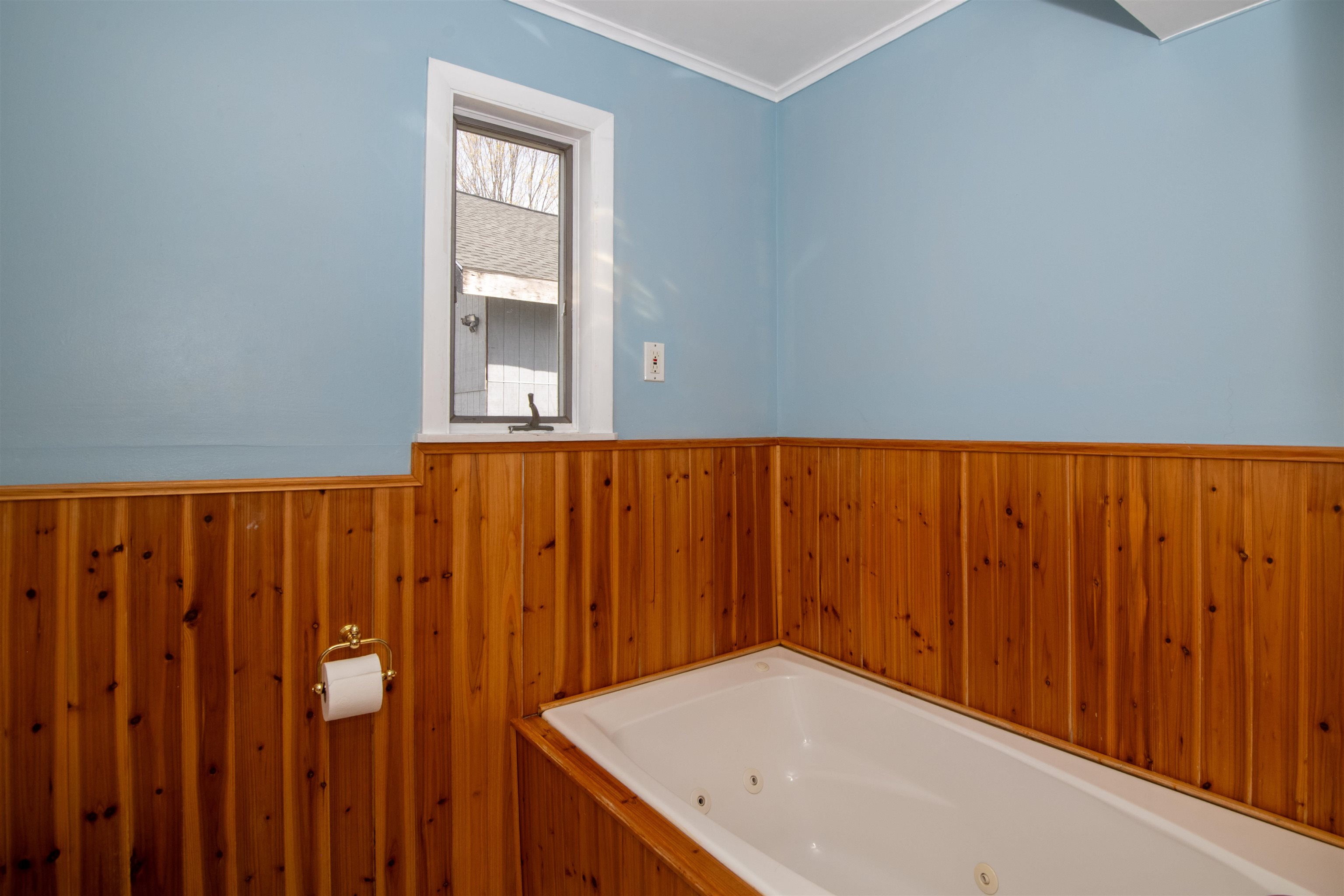 98 Circle Street Barre, VT 05641 - Photo 9 of 23