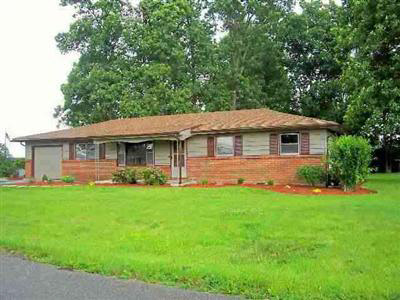 7611 North Barrington Drive Decatur, IN 46733 - Photo 1 of 9