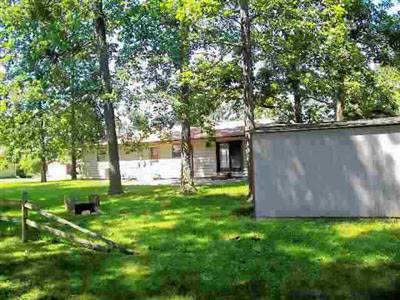 7611 North Barrington Drive Decatur, IN 46733 - Photo 2 of 9