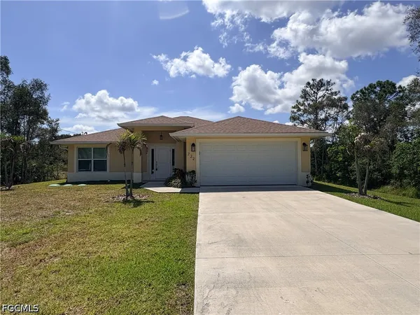 $2,000 | 722 La Plata Avenue, Lehigh Acres, FL 33974