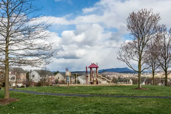 $325,000 | 531 Pointe Drive, Harrisonburg, VA 22801