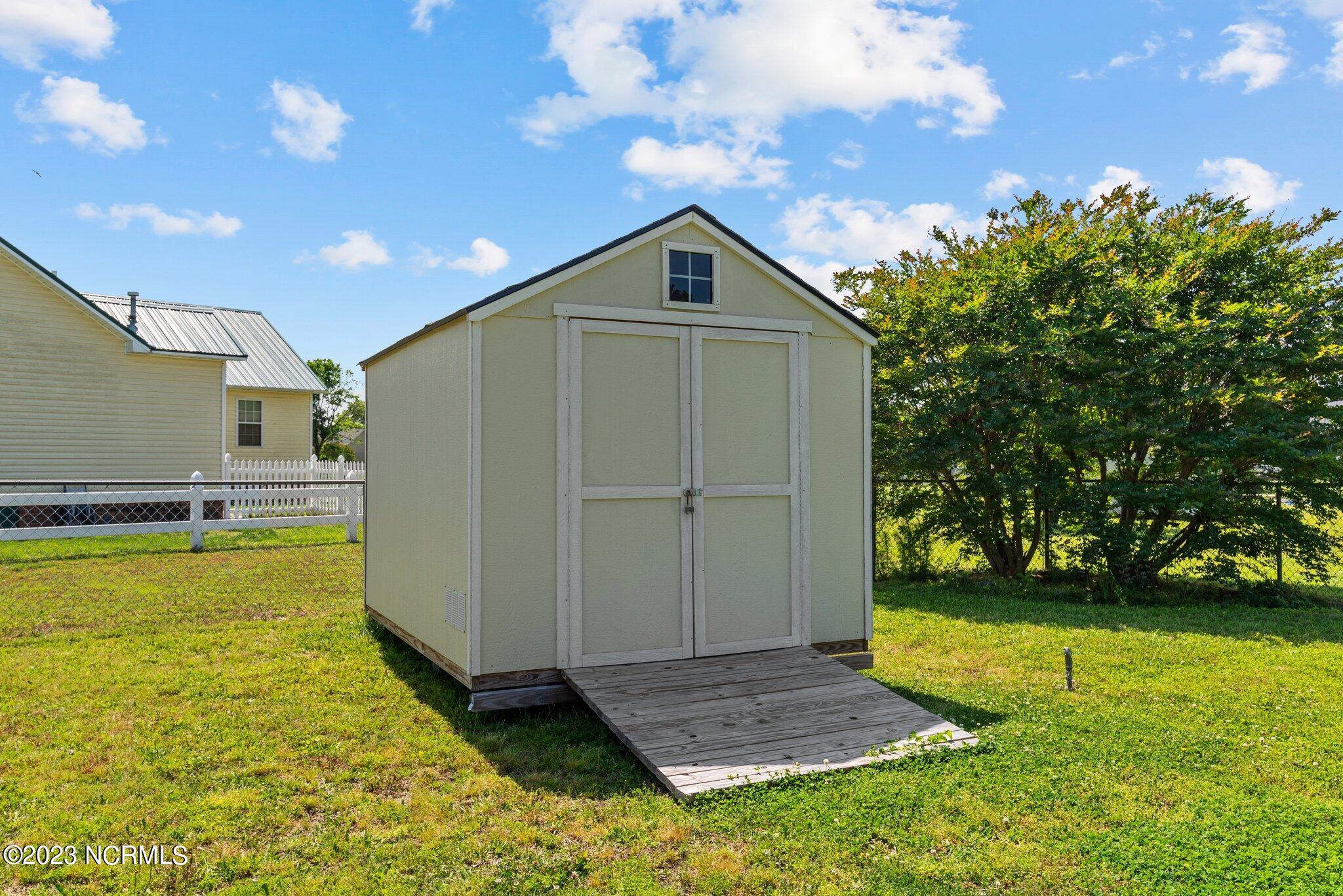 7345 Stantonsburg Road Farmville, NC 27828 - Photo 19 of 43 19-web-or-mls-DSC_1272