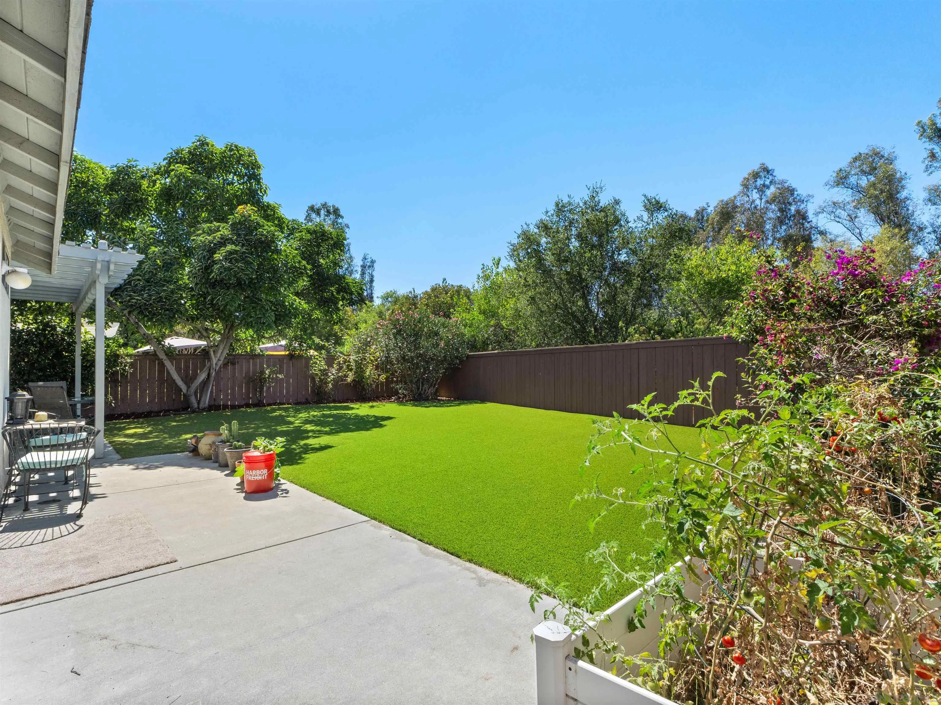 12420 Whispering Tree Lane Poway, CA 92064 - Photo 28 of 35