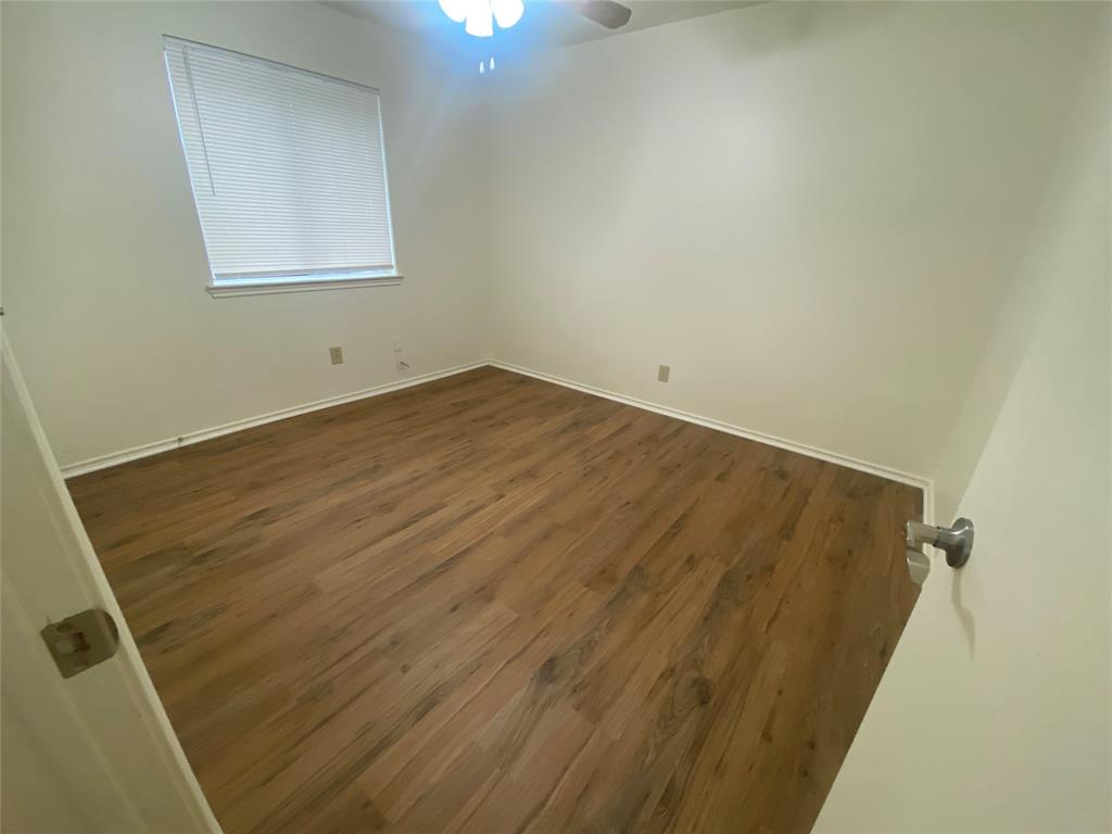 1227 Reeves Lane Cedar Hill, TX 75104 - Photo 8 of 13