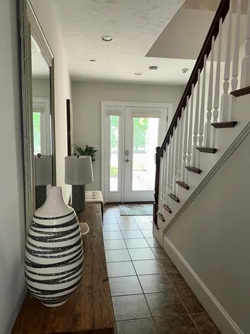 $4,000 | 34 Pleasant Street, Unit 107, Foxboro, MA 02035