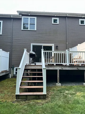 $4,000 | 34 Pleasant Street, Unit 107, Foxboro, MA 02035