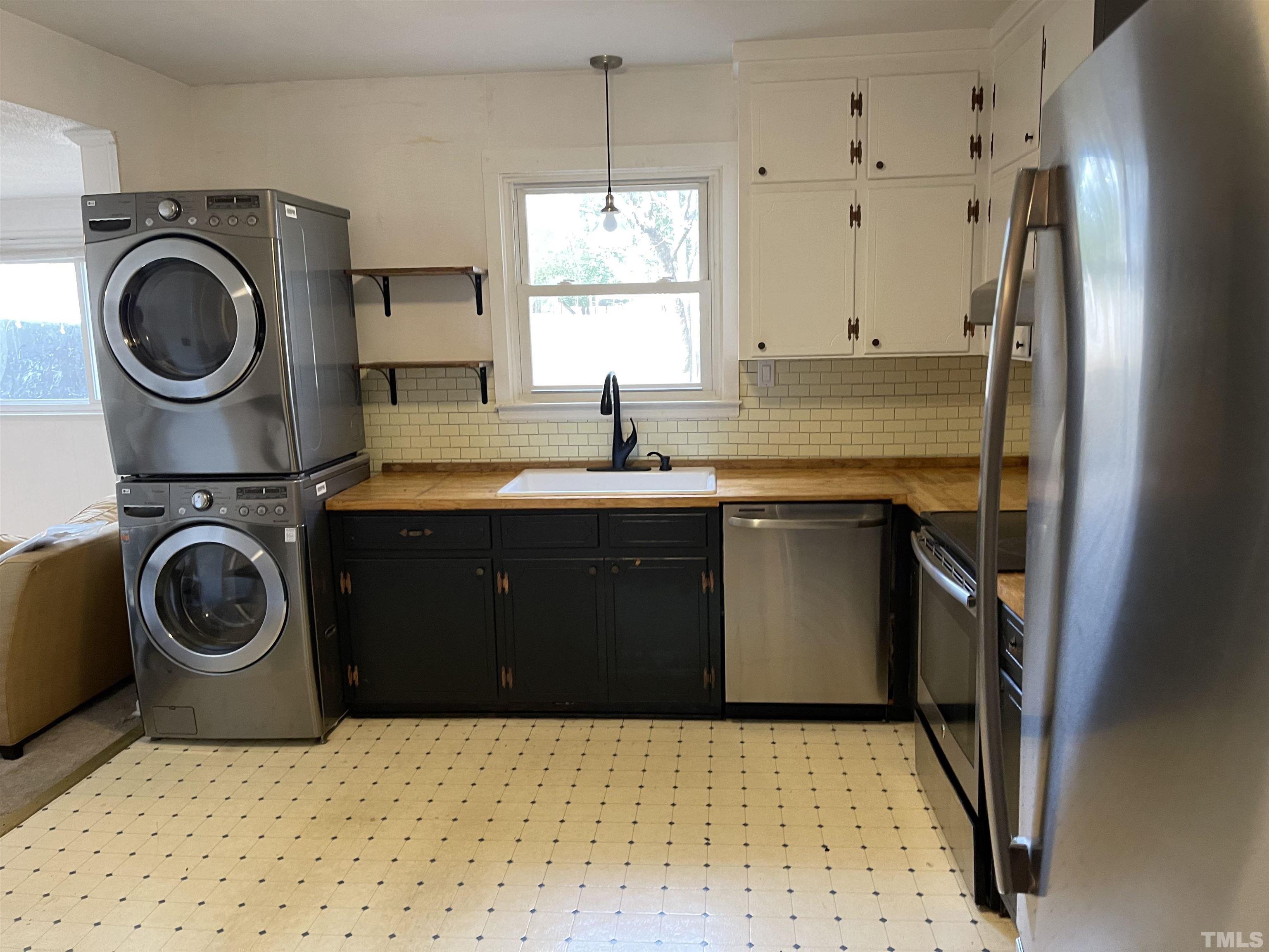 906 West Garner Road Garner, NC 27529 - Photo 3 of 14 Gallery Image 3