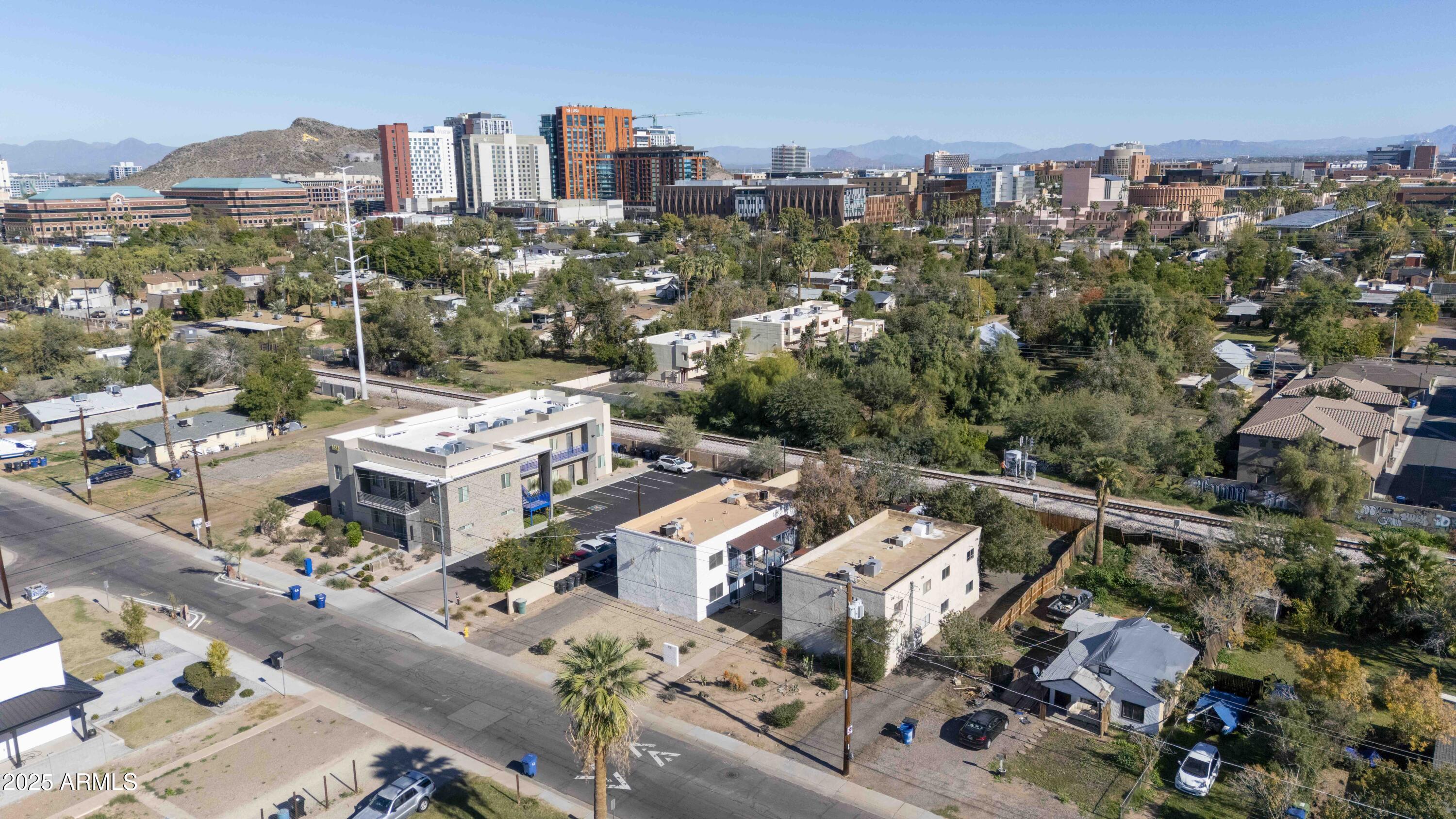 DJI_20251206035124_0019_D-12