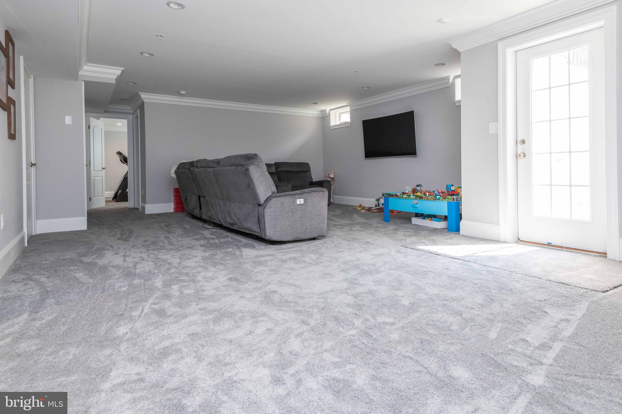 6711 Evanston Road Baltimore, MD 21209 - Photo 26 of 59 Lower Level family room with walkout