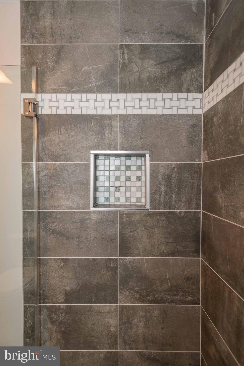 6711 Evanston Road Baltimore, MD 21209 - Photo 31 of 59