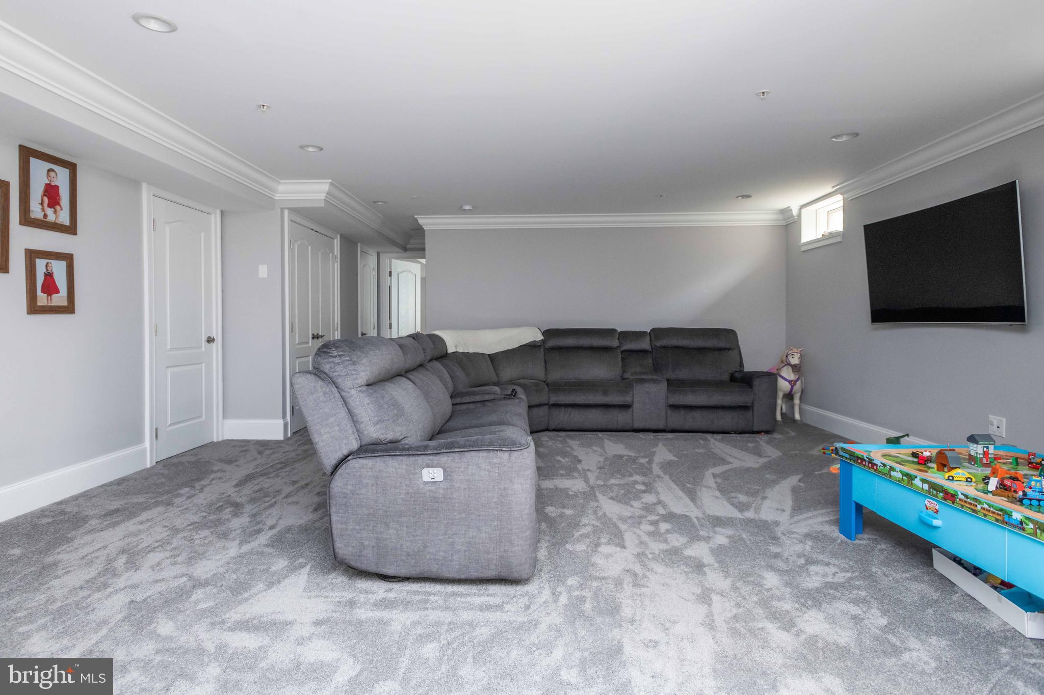 6711 Evanston Road Baltimore, MD 21209 - Photo 53 of 59